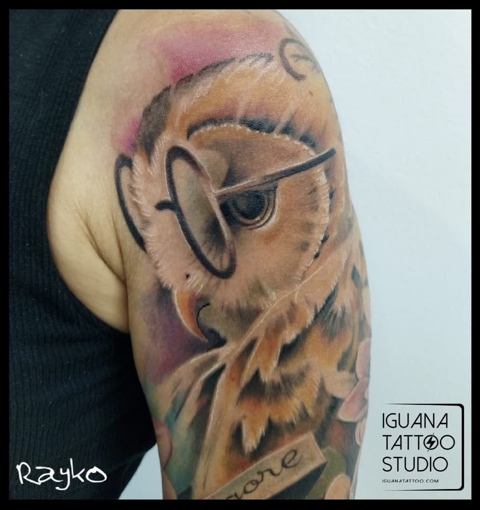 Tatuaje a color de Rayko, Iguana Tattoo Studio Tenerife